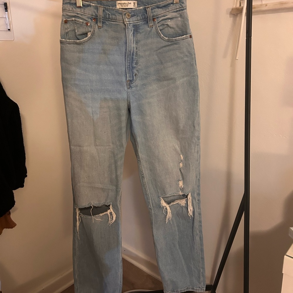 Abercrombie Ultra High Rise Straight Jean